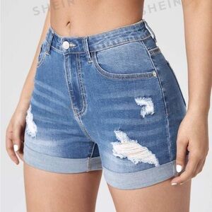 SHEIN ROLLED UP DEMIN SHORTS